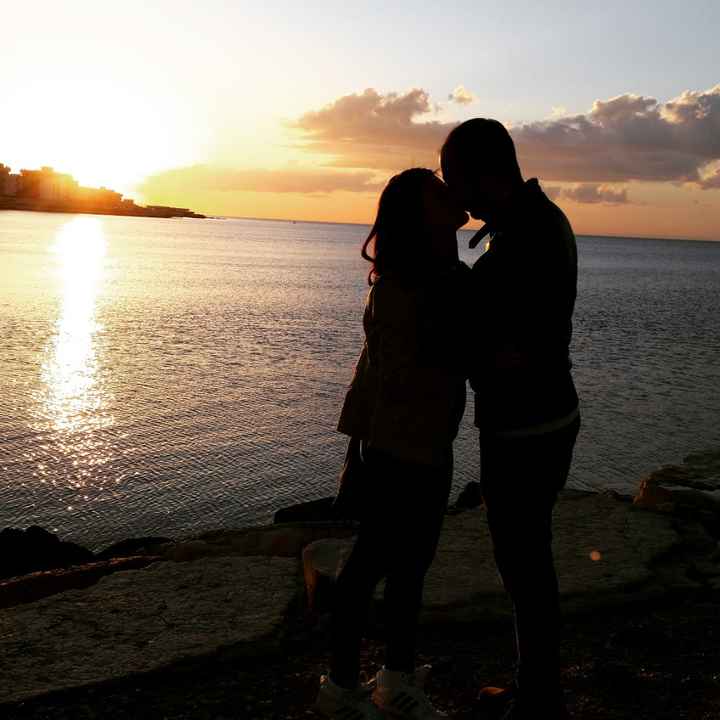 Postate una foto di voi due 👇 - 1