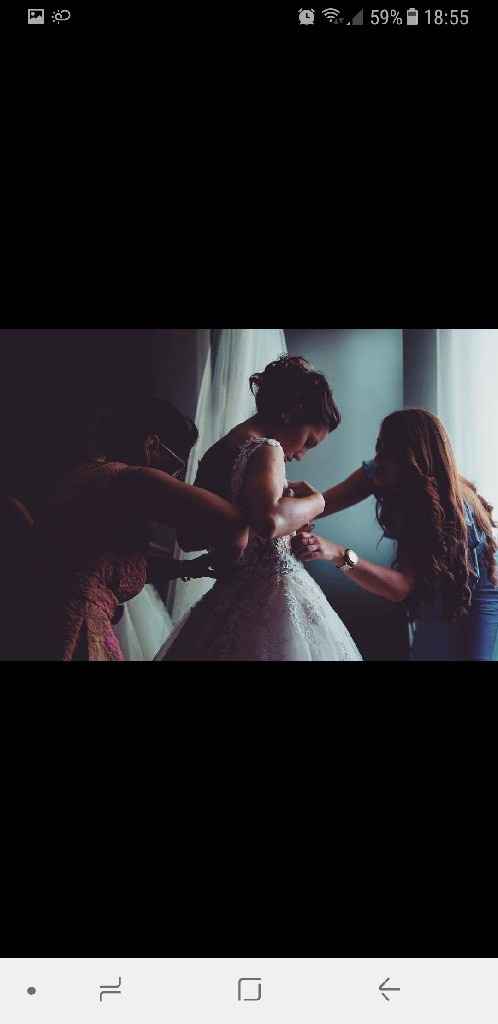 Chi vi aiuterà con l'abito? - 3