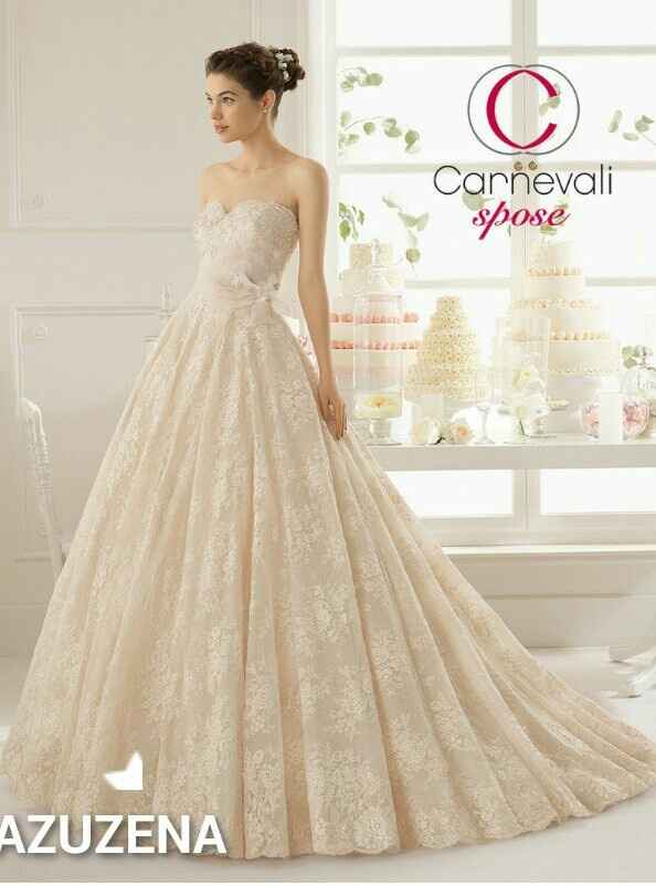 Questo é il mio abito e il vostro??? postate le foto!!!! - 1