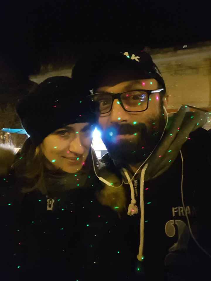 Eccoci, illuminati dalle lucine di Natale!