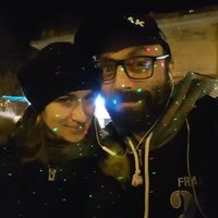 Eccoci, illuminati dalle lucine di Natale!