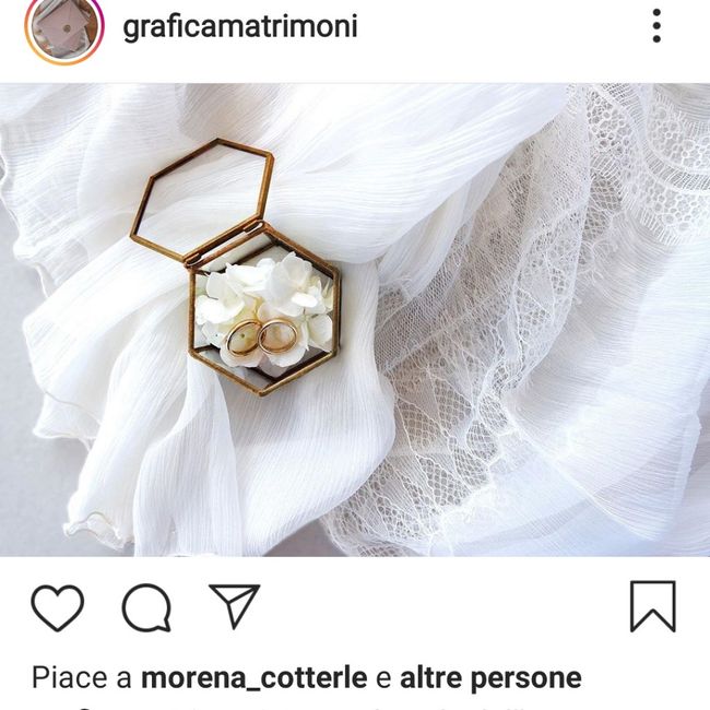 Porta fedi di legno 16