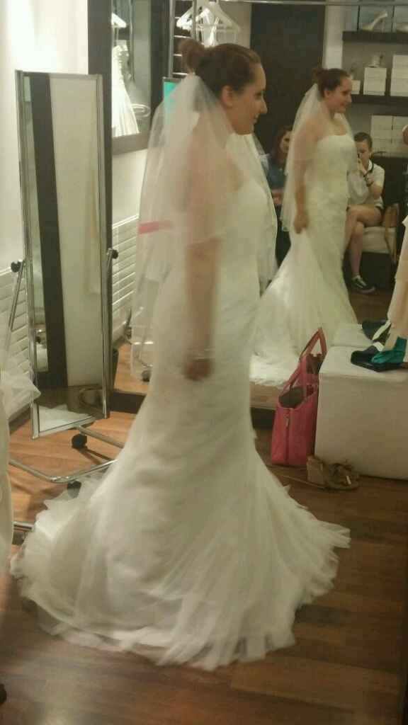 Mi fate vedere i vostri abiti? - 2