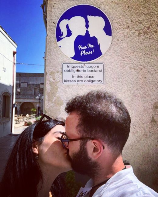 Postate una foto di voi due 👇 17