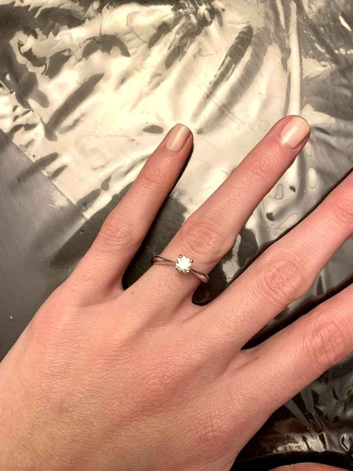 Come è il vostro anello di fidanzamento?? - 1