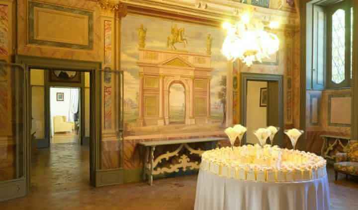 Così anche noi abbiamo la location... - 2