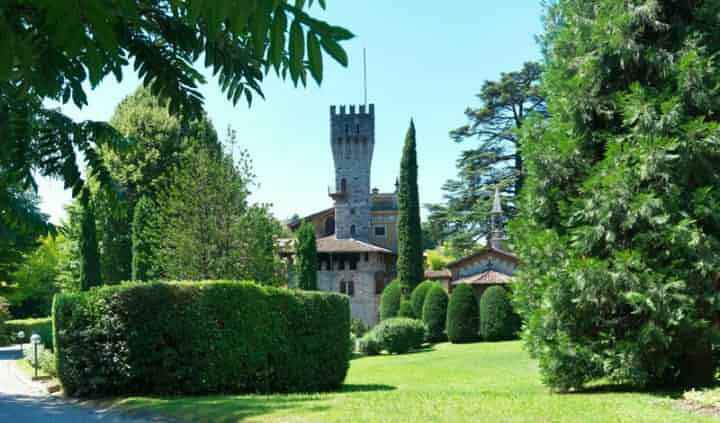 Così anche noi abbiamo la location... - 5