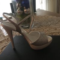 Quanto vi sono costate le scarpe da sposa? - 1