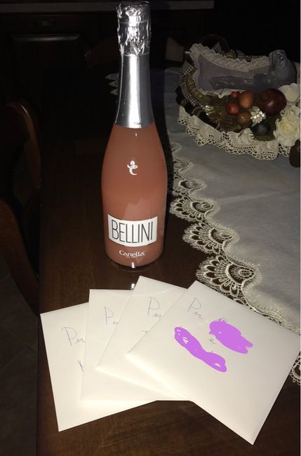 Consegna partecipazioni alle amiche :) - 1