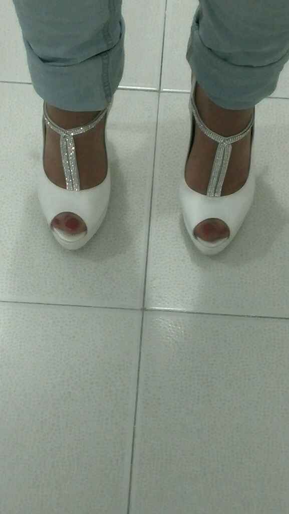 Scarpe sposa....bianche o colorate? mi fate vedere le vostre? - 1