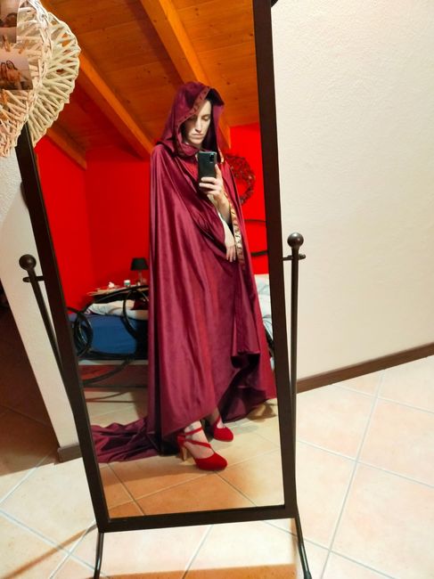 Oggi prima prova dell'abito con trucco e parrucco 1