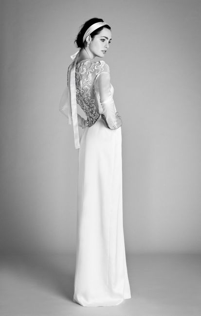 Vestiti sposa schiena protagonista