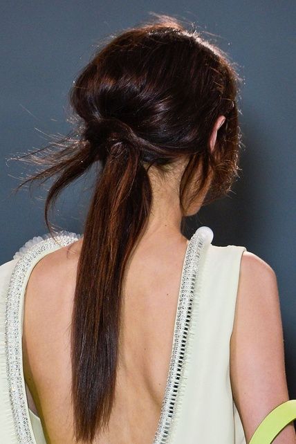 Sposa con coda di cavallo