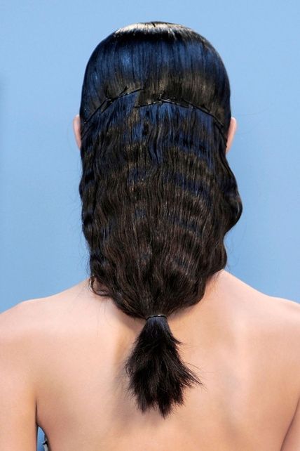 Sposa con coda di cavallo