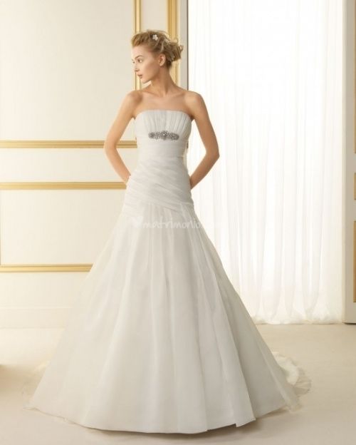 Collezione sposa Luna Novias 2013