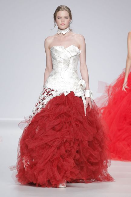 Abiti da sposa rossi Jordi Dalmau