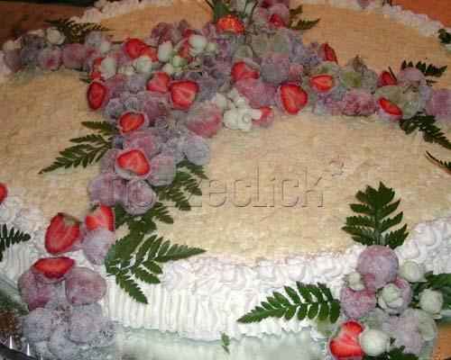 Torta nuziale frutta