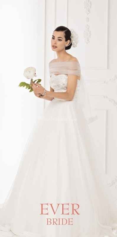 Abiti da sposa Radiosa 2013
