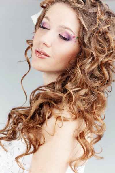 Acconciatura sposa ricci