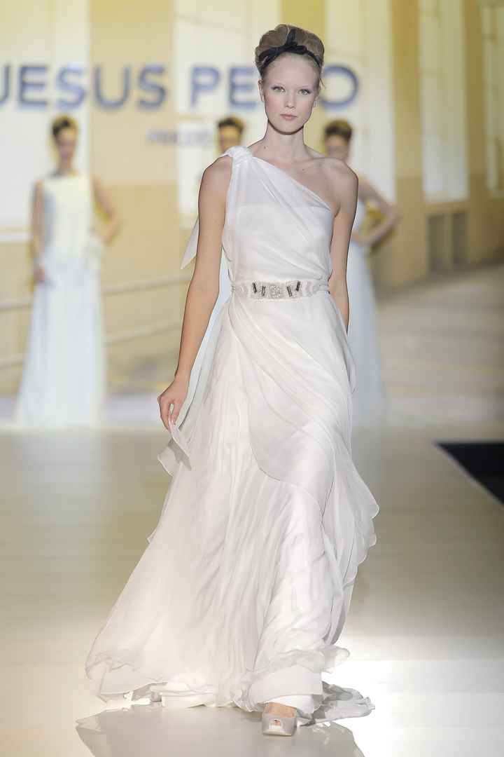 Abiti da sposa Jesus Peiro 2014
