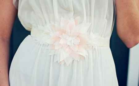 Abiti da sposa con cintura