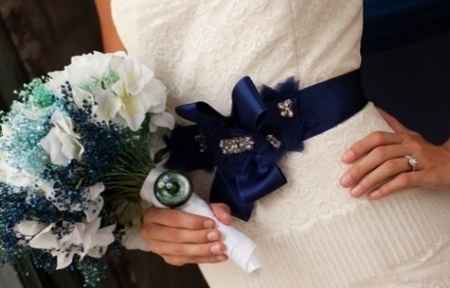 Abiti da sposa con cintura
