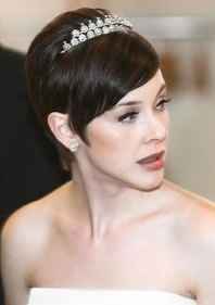 Acconciatura sposa capelli corti