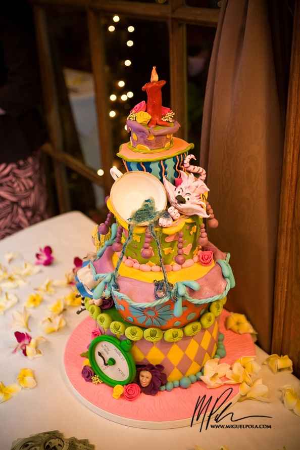 Torta nuziale Alice nel Paese delle Meraviglie