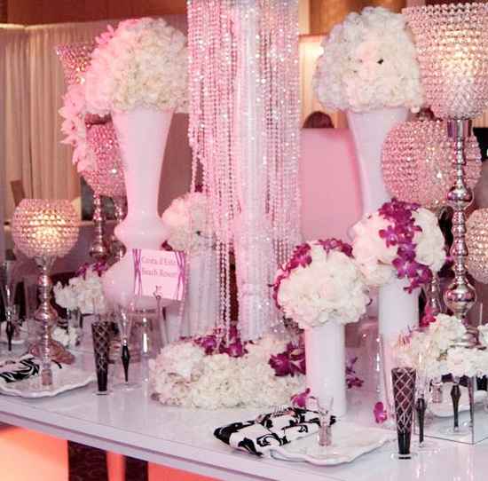 Matrimonio bianco fucsia