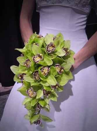 Bouquet sposa rose orchidee