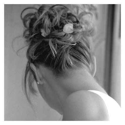 Raccolto sposa capelli lisci