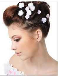 Acconciatura sposa capelli lisci