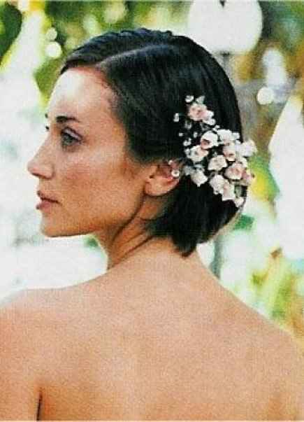 Acconciatura sposa fiori
