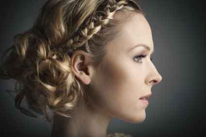 Acconciatura sposa trecce