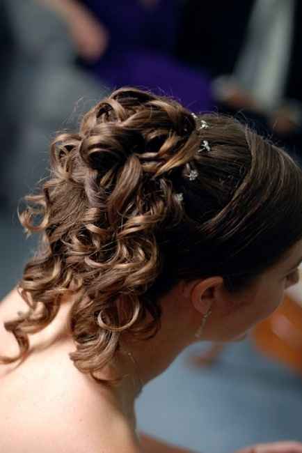 Acconciatura sposa capelli ricci