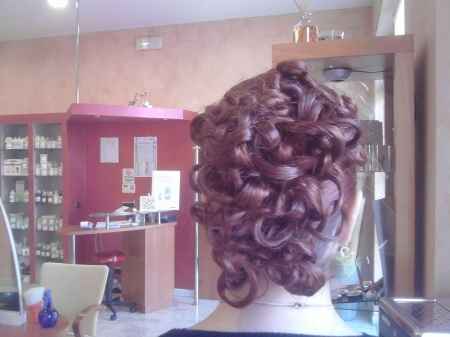 Acconciatura sposa capelli ricci