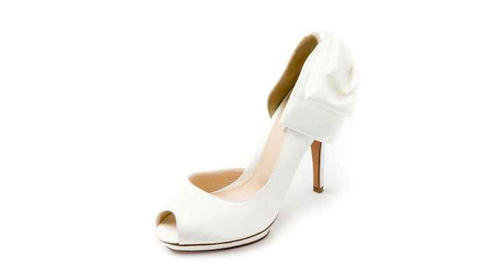 Scarpe da sposa Uterqüe 2011
