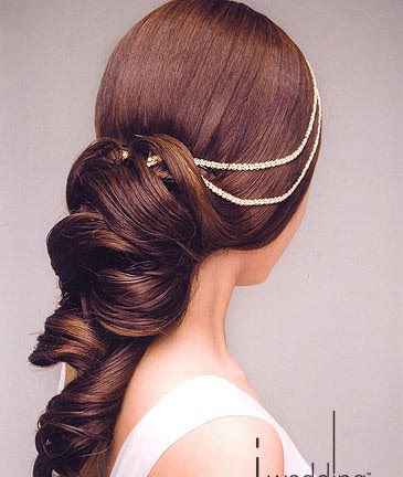 Acconciatura sposa sposa capelli lisci
