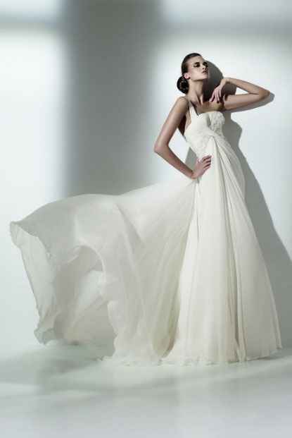Pronovias 2012