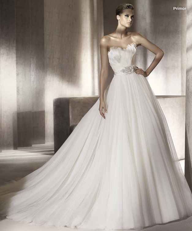 Abiti da sposa Manuel Mota per Pronovias