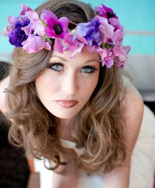 Acconciatura sposa con fiori