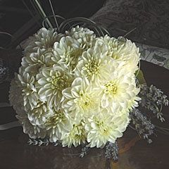 Bouquet da sposa con dalie