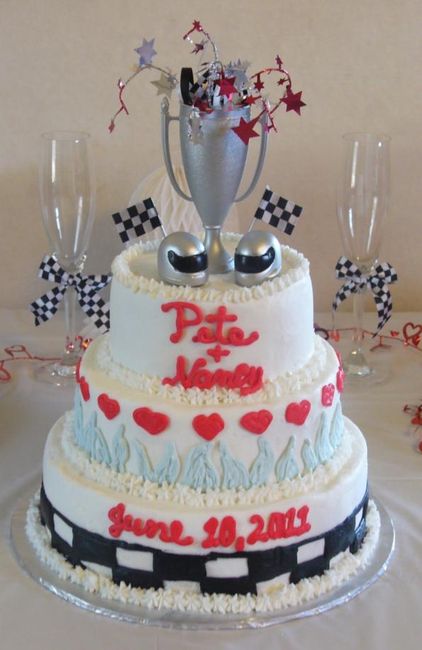 Torta matrimonio auto d'epoca