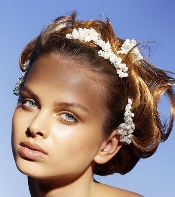 Acconciatura sposa capelli corti