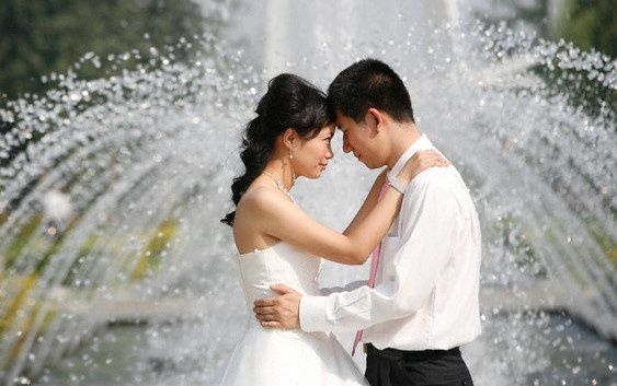 Idee originali taglio della torta matrimonio