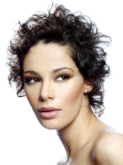 Capelli corti sposa