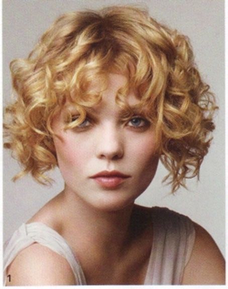 Capelli corti sposa