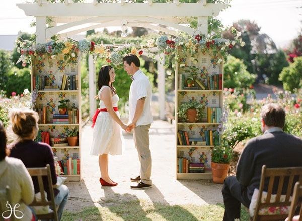 Idee matrimonio tema libri