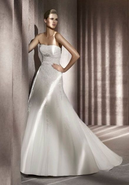 Pronovias 2012