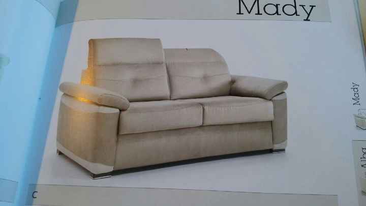 Divano letto comodissimo - 1